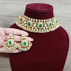 Designer Gold Plated Royal Kundan & Choker Style Necklace with Earrings (D351)