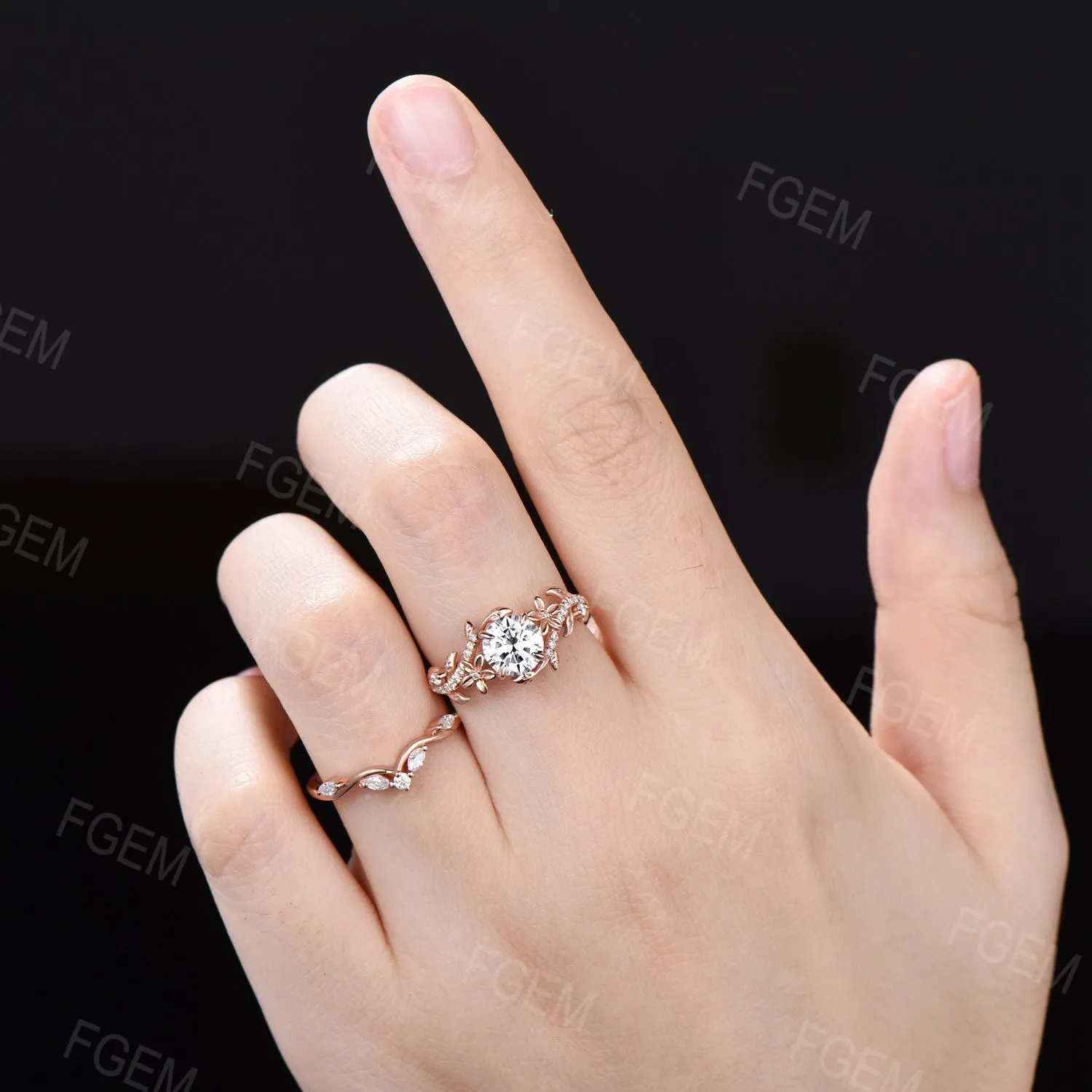 Garden Inspired Round Moissanite Engagement Ring Set 1ct Rose Gold Entangled Vines Bridal Set Floral Wedding Ring Promise Gifts For fiancee