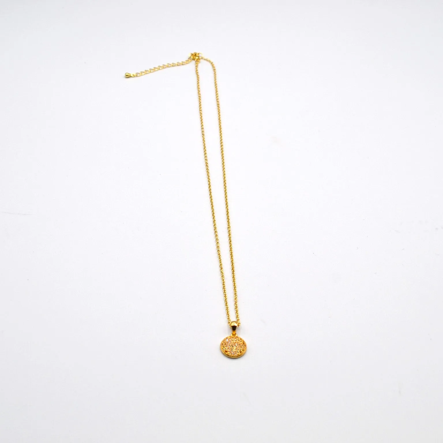 Glimmer necklace