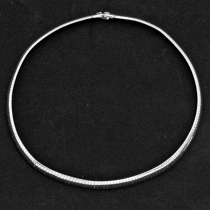 iLLASPARKZ 18" Metal Omega Choker Necklace