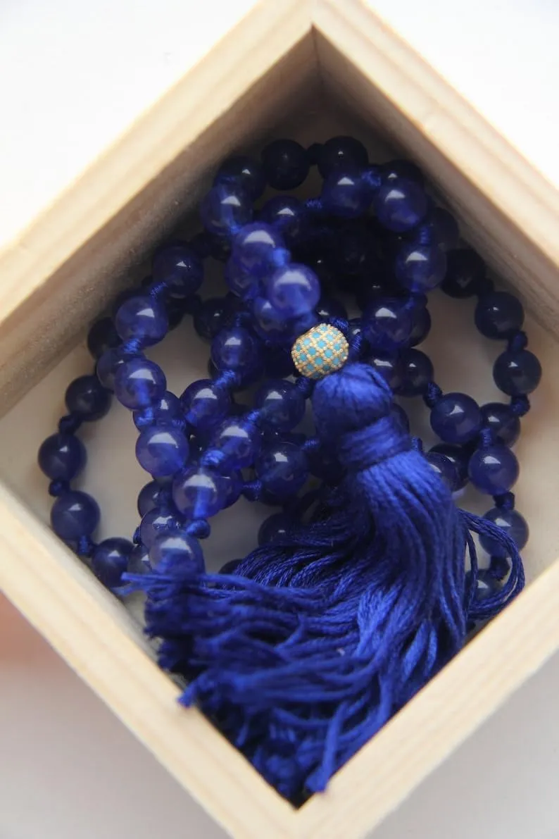 Natural Blue Quartz 8mm 108 Mala Beads, Spiritual, Meditation Beads, Reiki, Japa Mala, Buddhist Prayer Beads, Yoga Bracelet, healing beads LKMALA-RRGU-2563