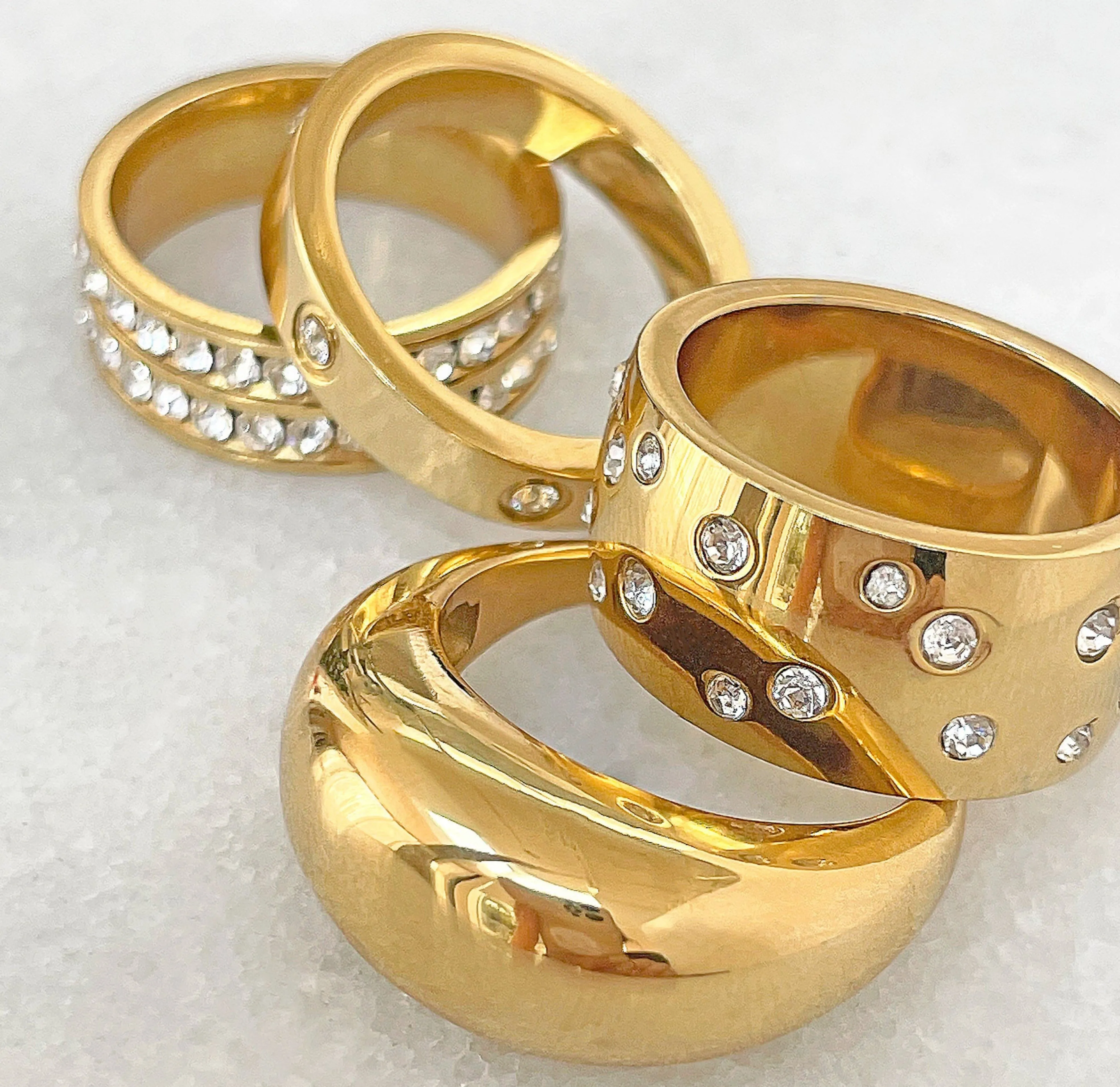 OPHELIA THICK GOLD PAVE RING