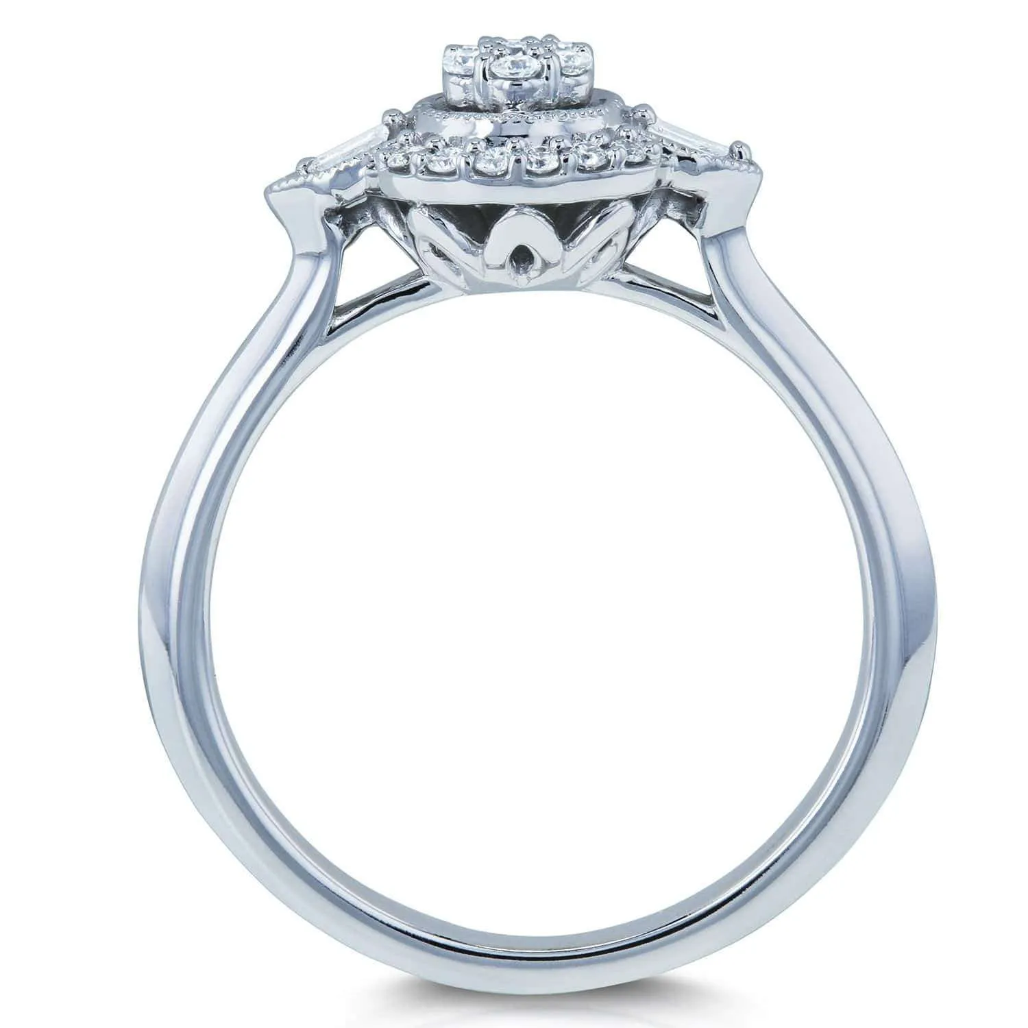 Round Cluster Pinched Halo Diamond Ring