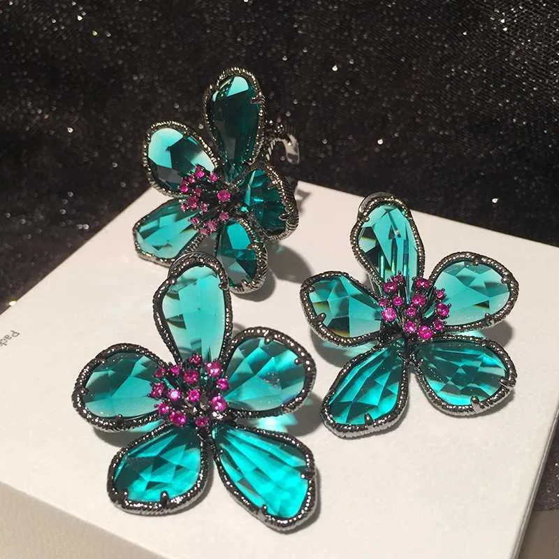 TEEK - Colored Crystal Flower Jewelry