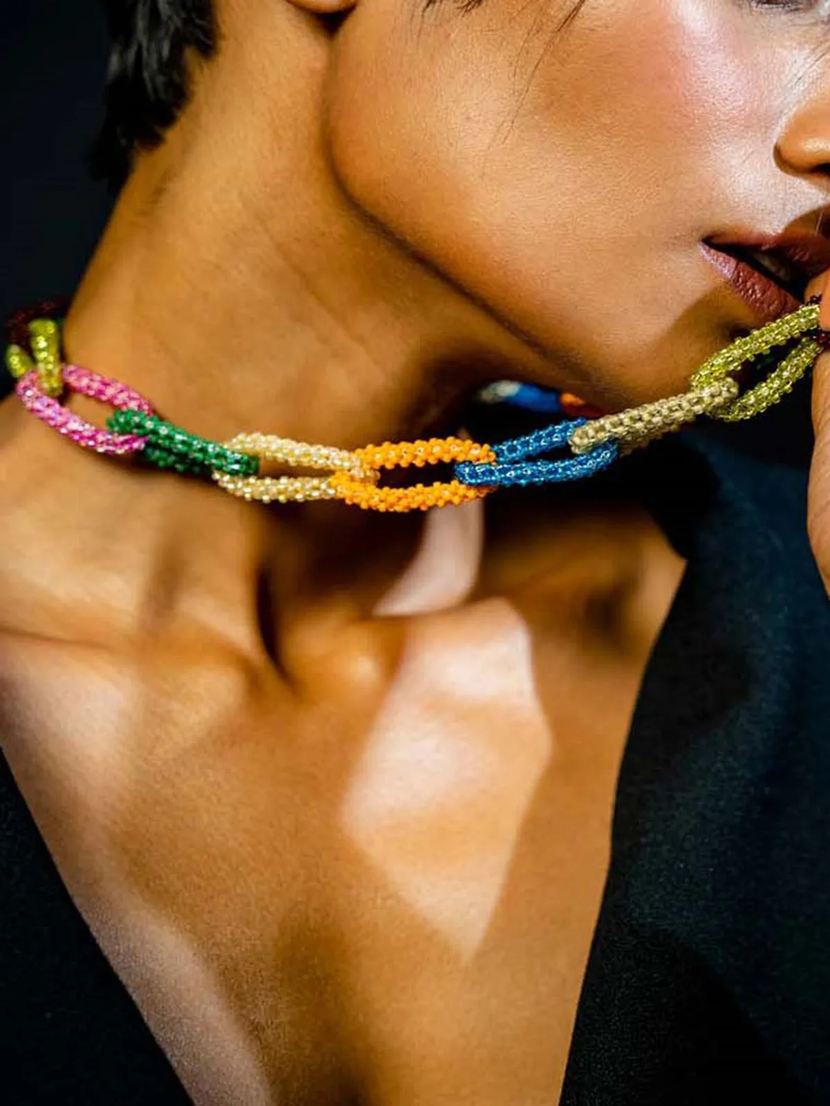 The Multicolored Chain-Links Necklace